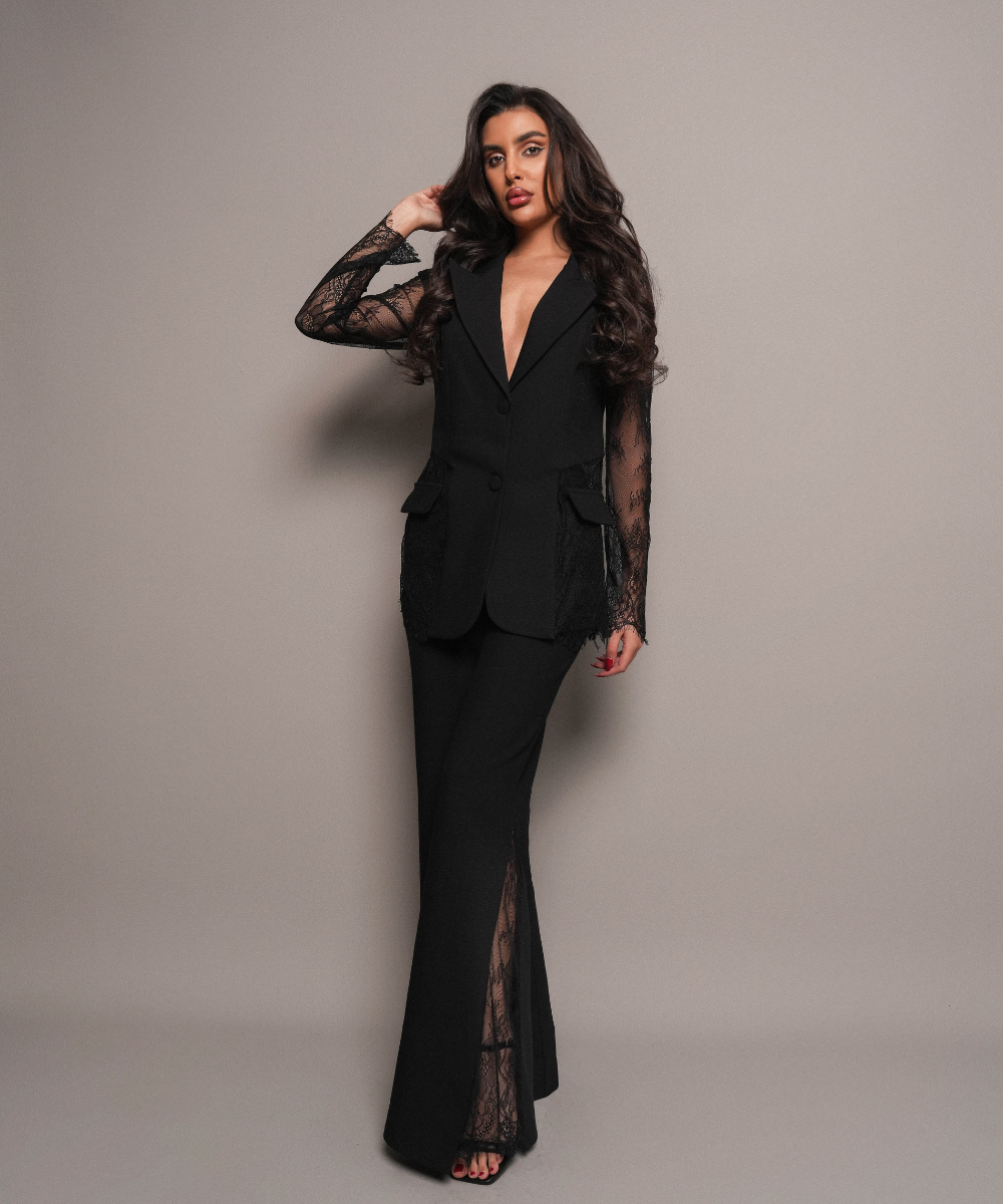 The Command – side view