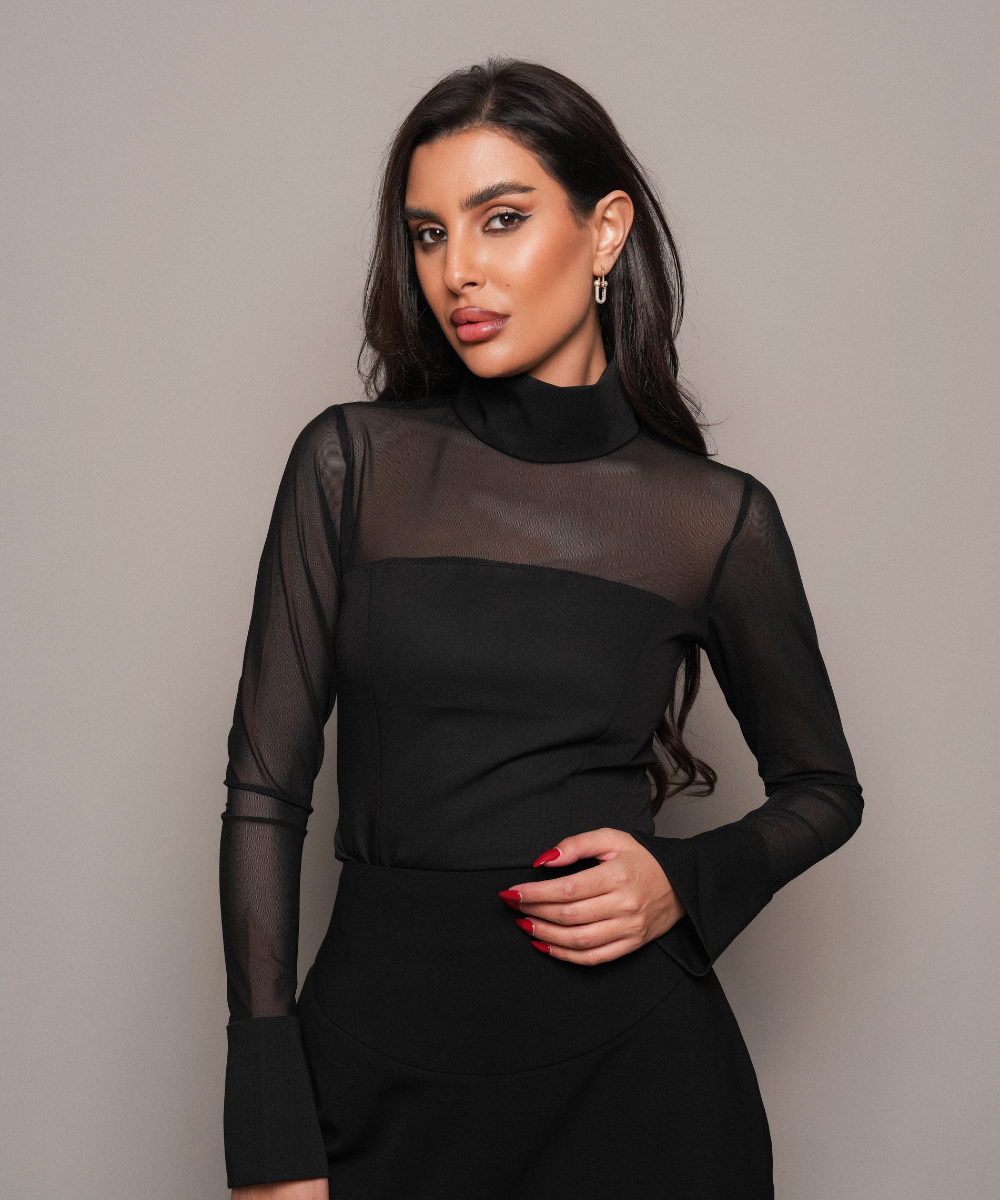 The Modern Muse – back view