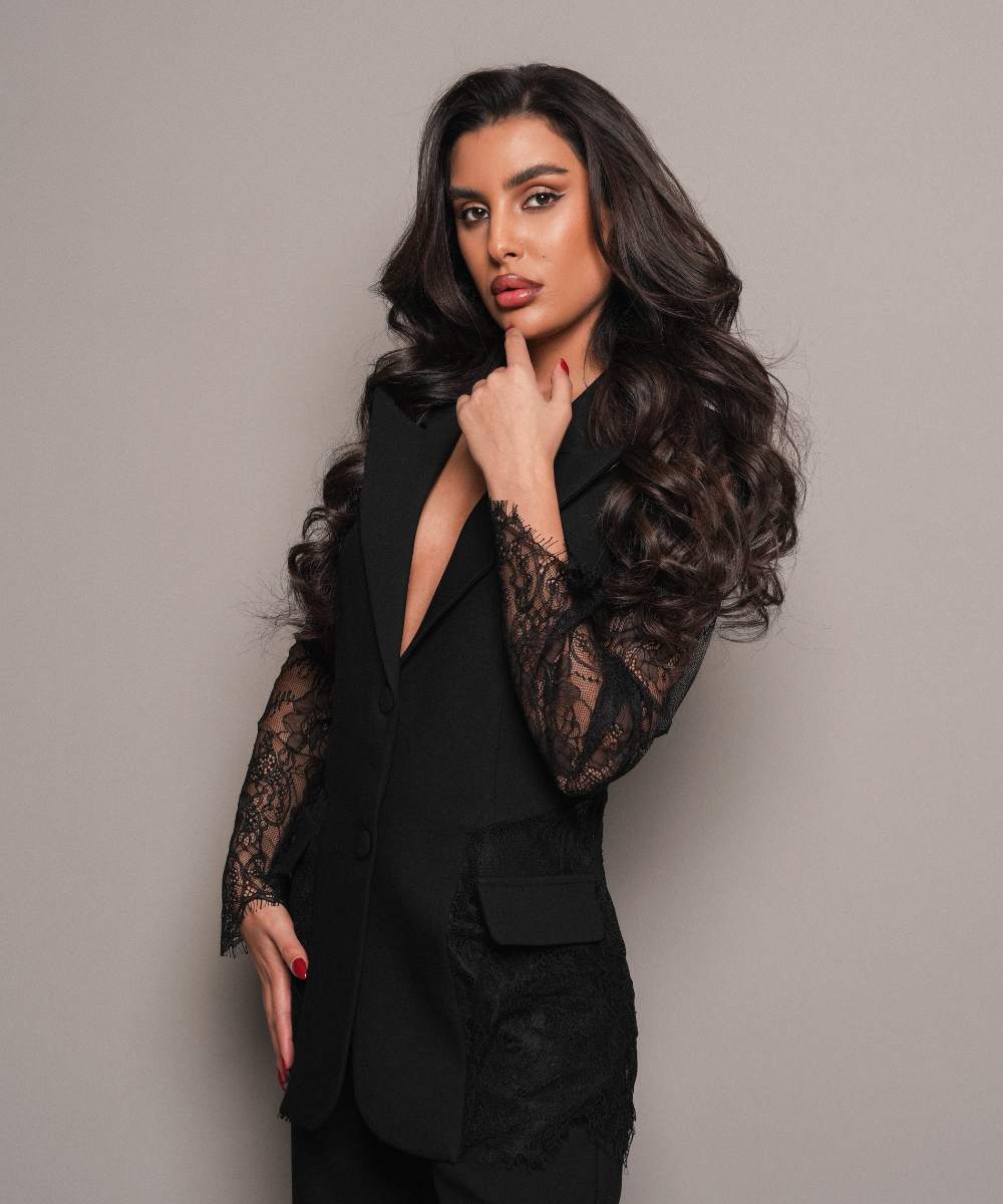 The Command – front view