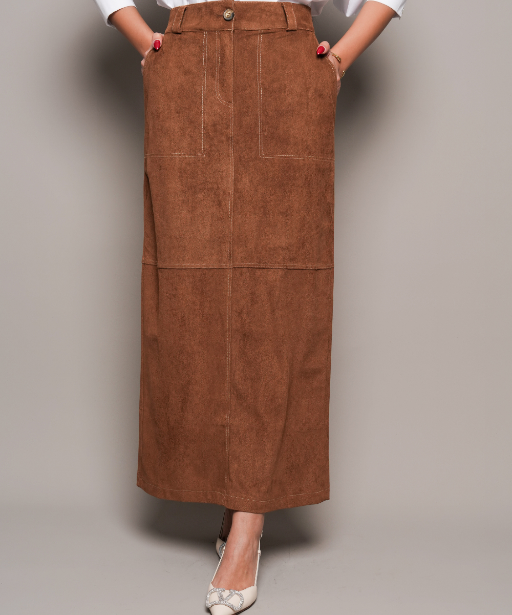 Velour camel – side view