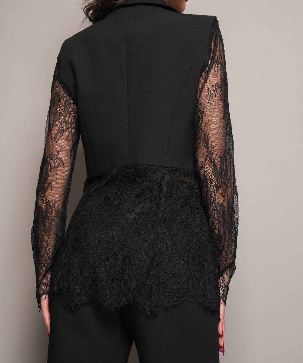 The Command – close-up detail