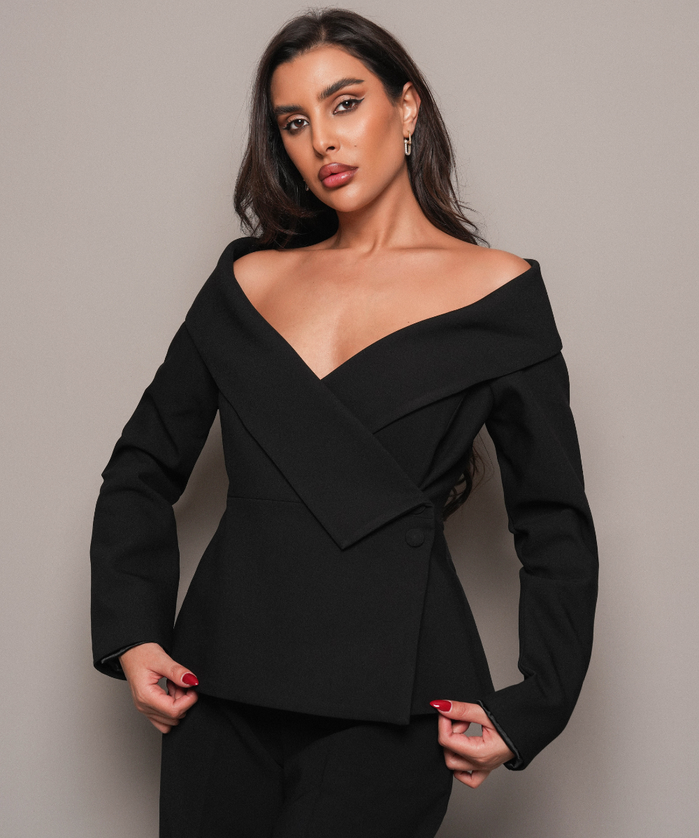 The Lady Lead – front view